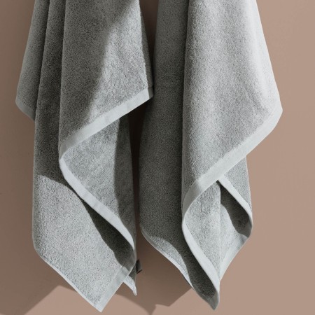 TOALLA BAÑO 580GR/M2 100% ALGODÓN PURO