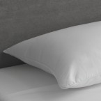 Almohada Microfibra con Tacto Pluma - HOTTELS by Vayoil